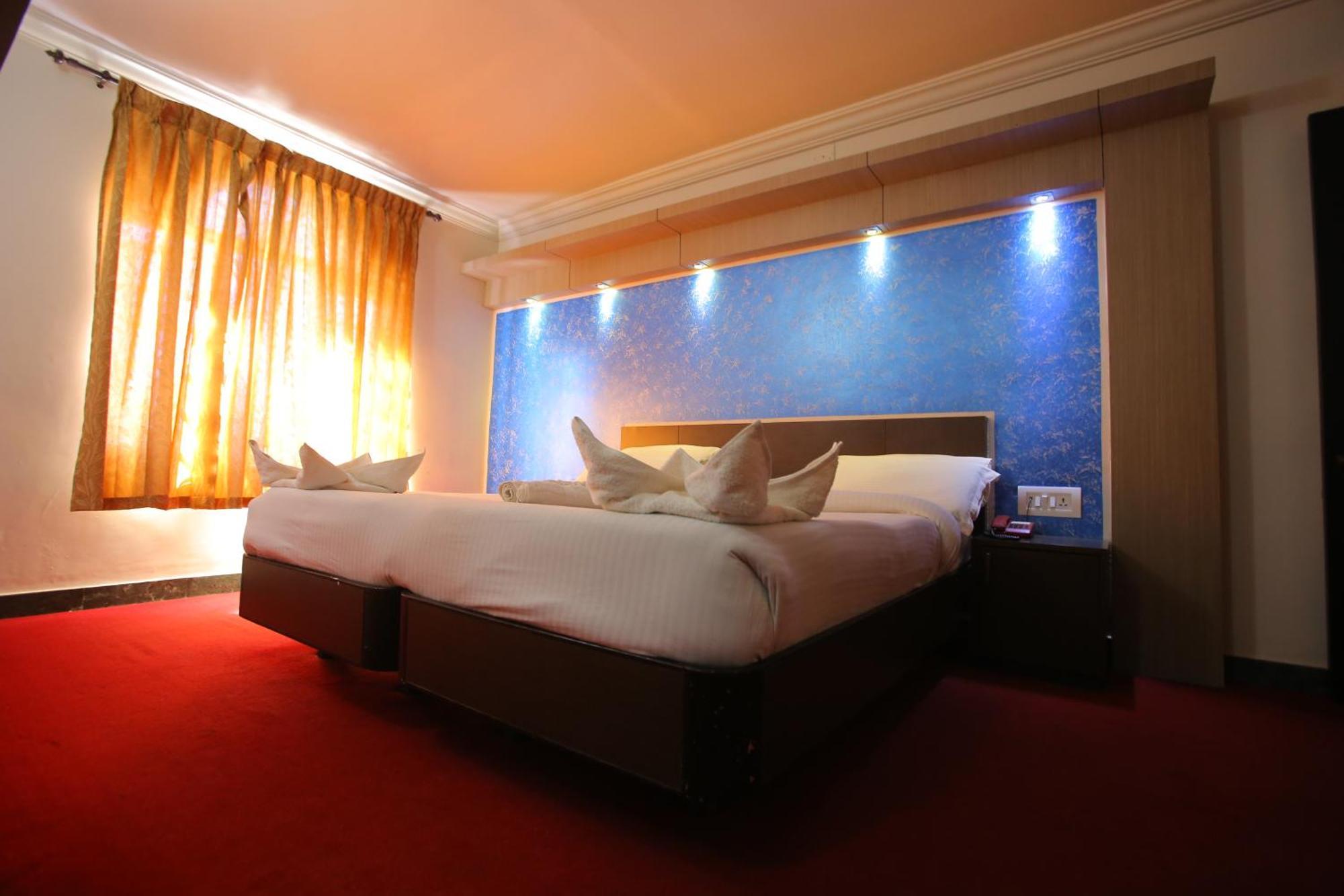 Hotel City Palace Udagamandalam Exterior photo